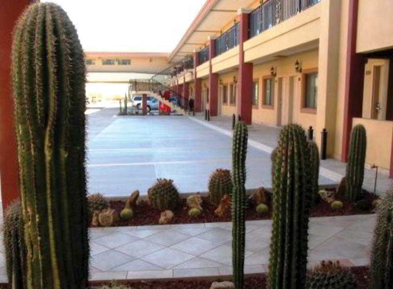 Hotel Plaza Las Quintas Hermosillo Zewnętrze zdjęcie
